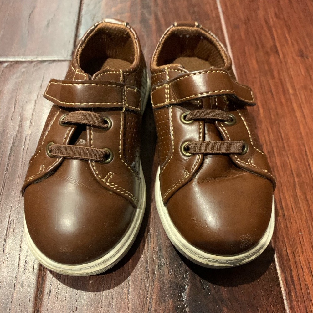 6T toddler brown dress shoes